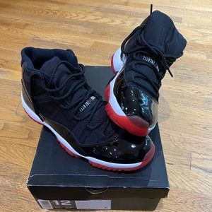 Jordan 11 Retro Playoffs (2012), size 12